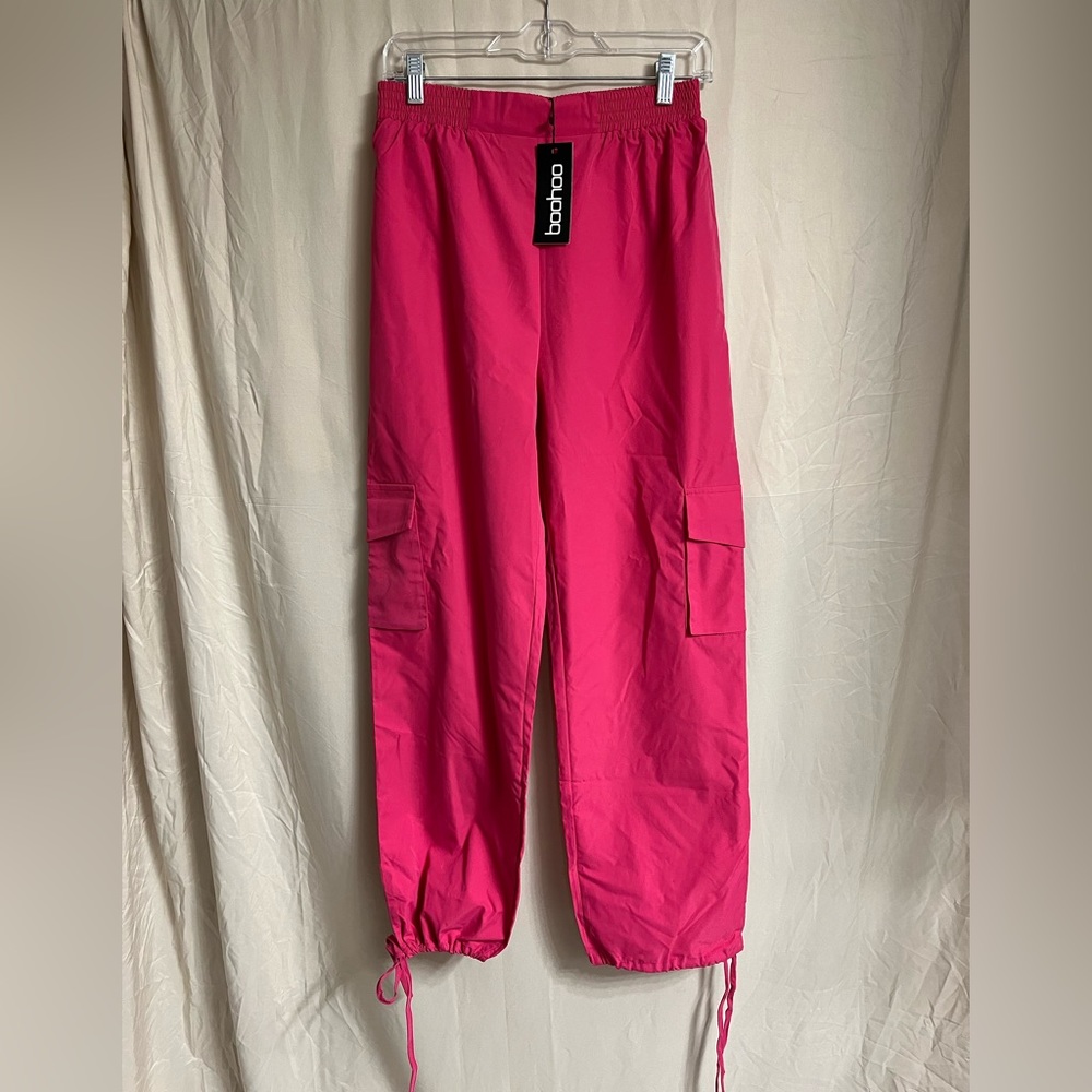 BooHoo pink cargo pants. Size 6.